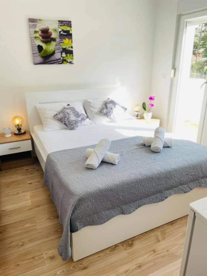 Apartman & Rooms Draga Marina Esterno foto