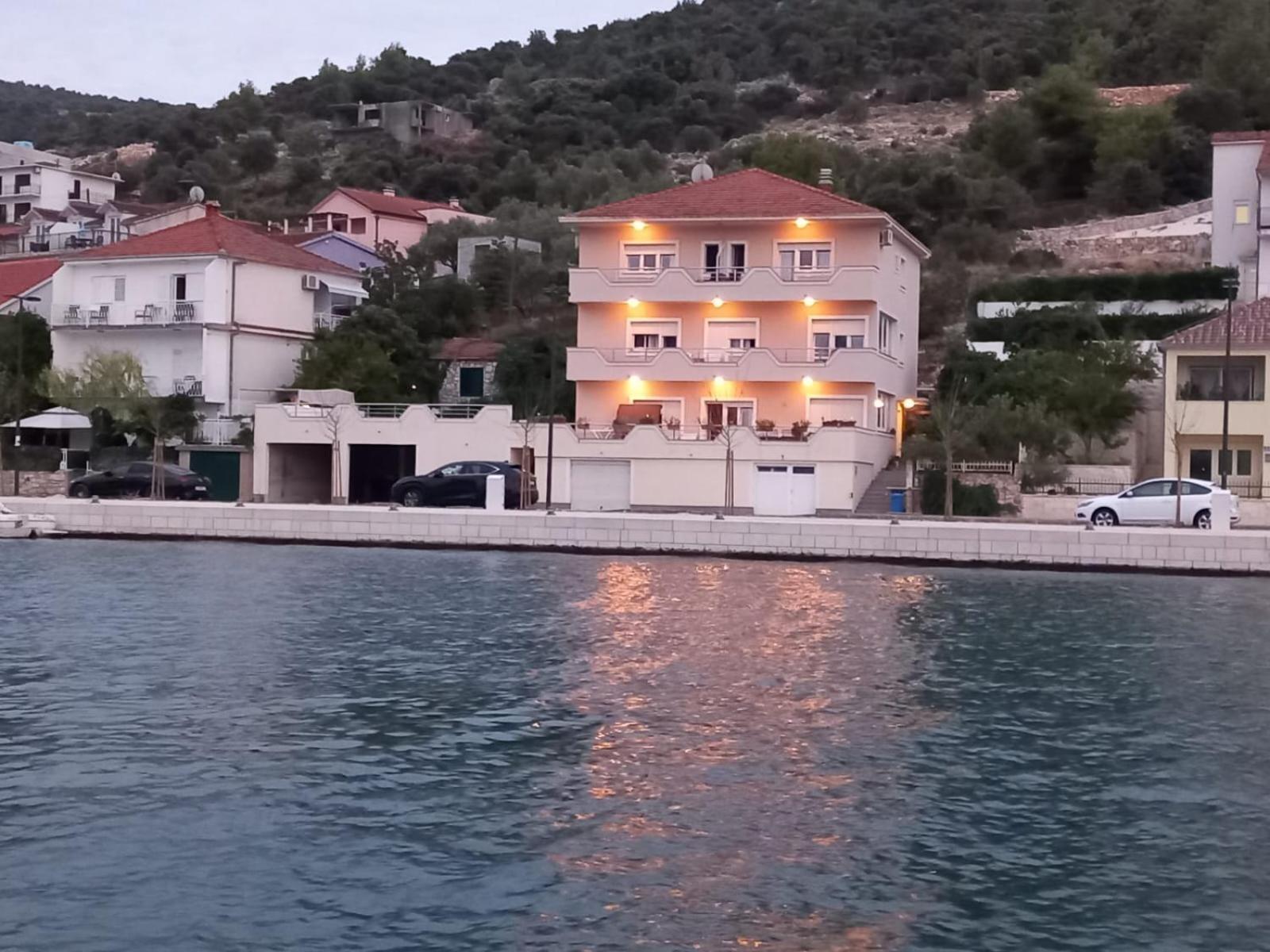 Apartman & Rooms Draga Marina Esterno foto